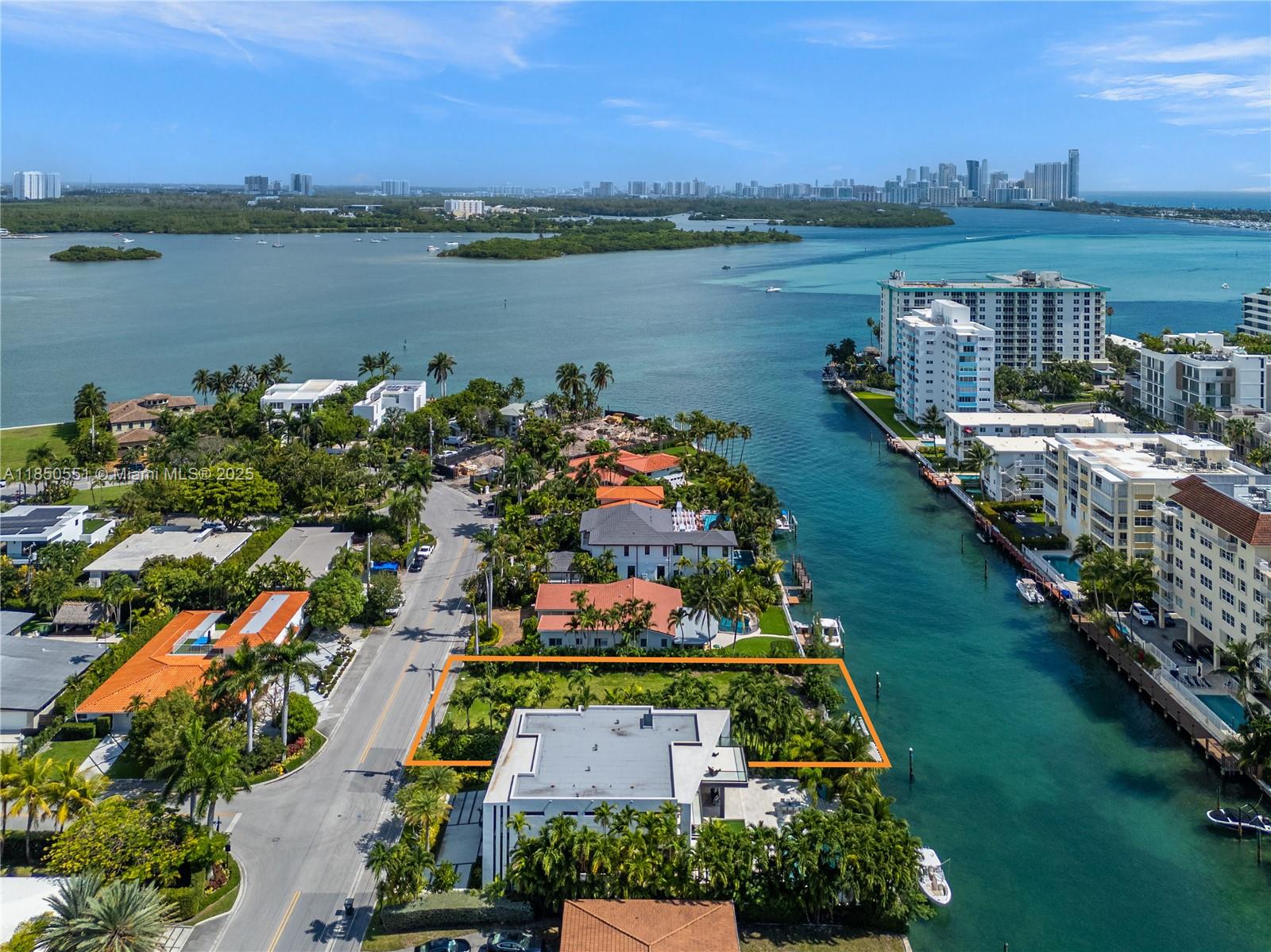 10201 E Broadview Dr