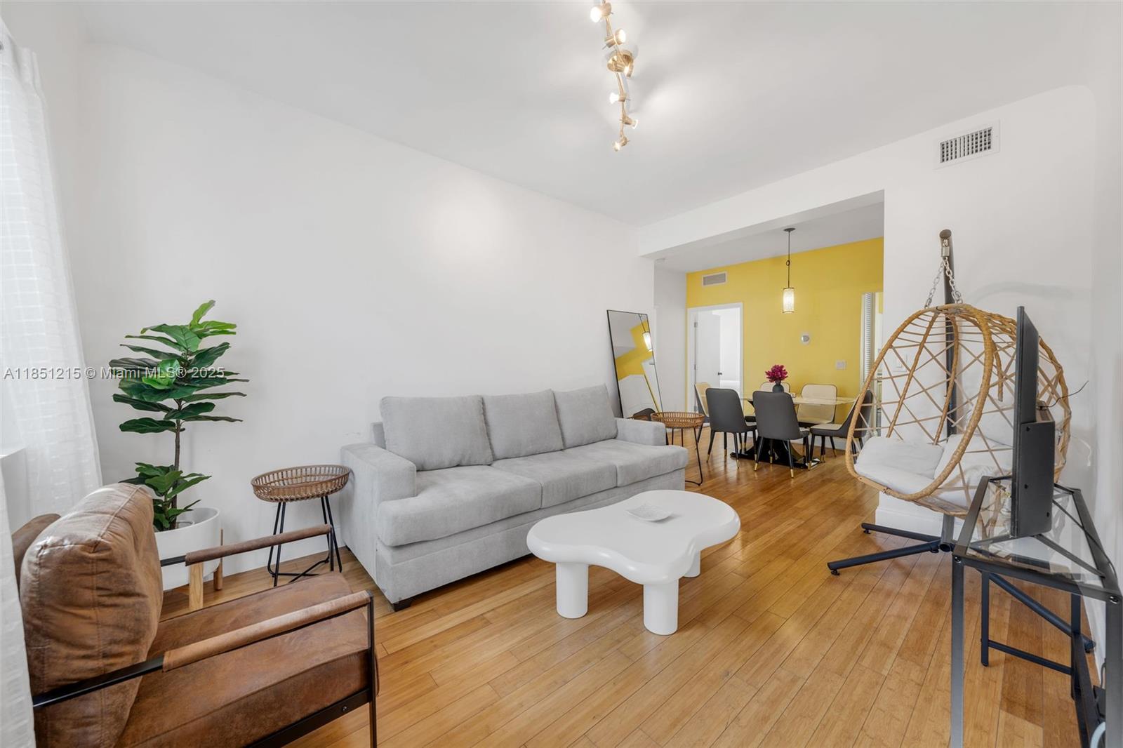 1510 Meridian Ave # 12
