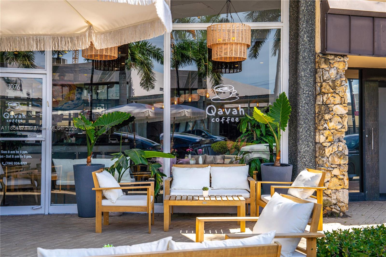 10201 E Broadview Dr