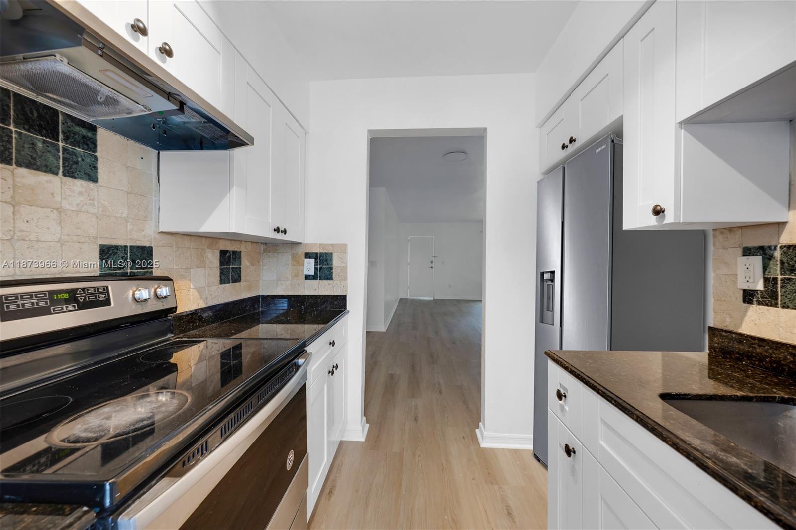 10001 W Bay Harbor Dr # 404