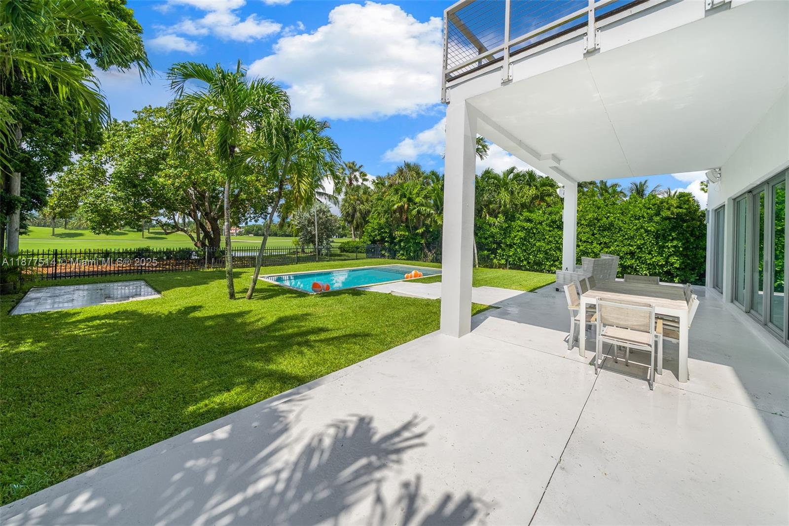6050 La Gorce Dr