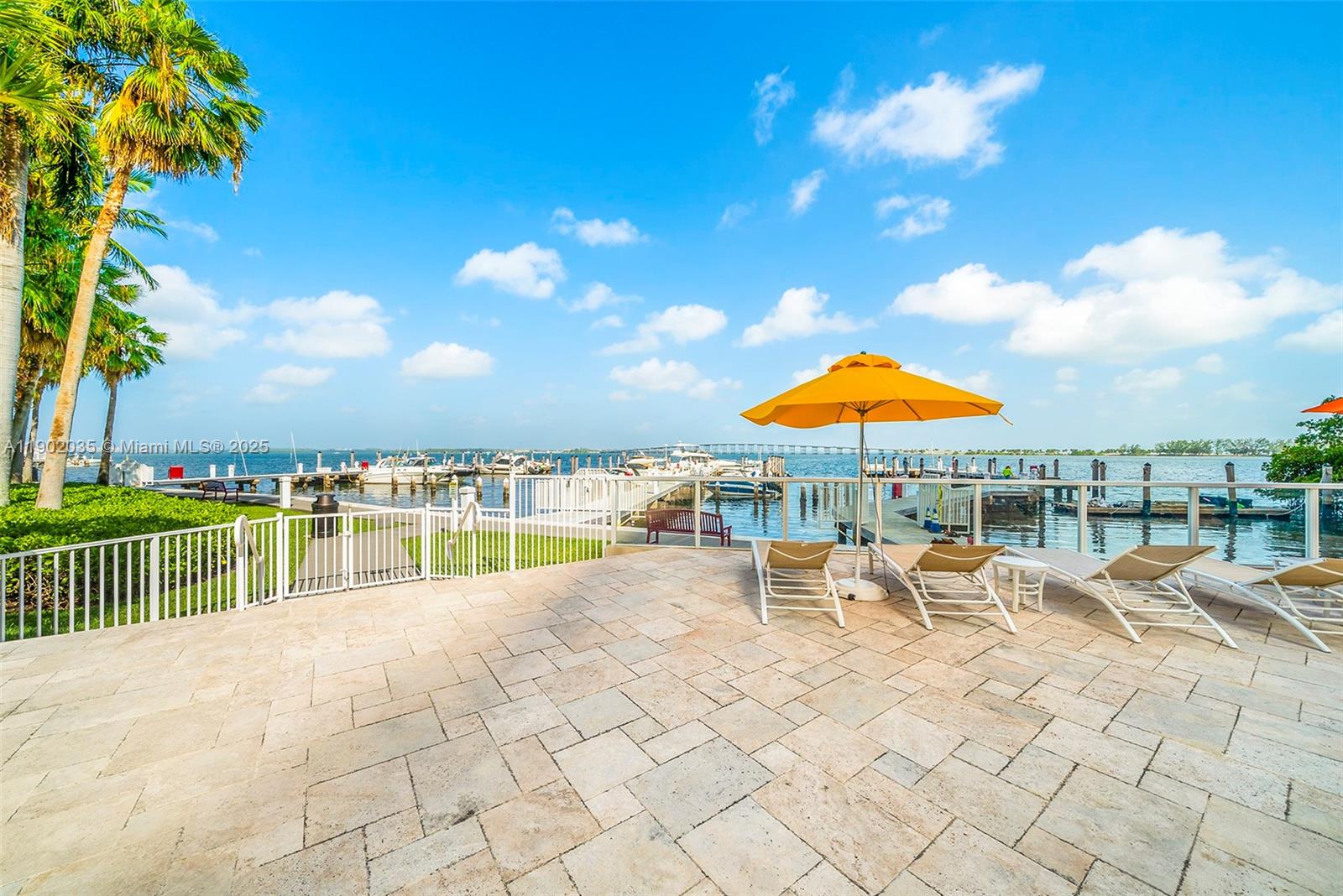 1581 Brickell Ave # 2104