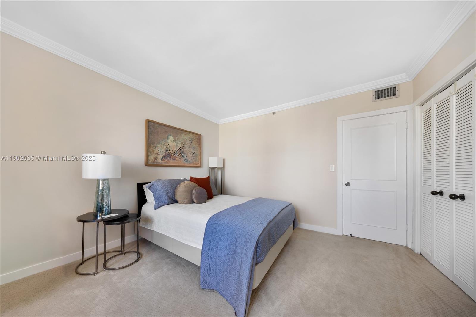 1581 Brickell Ave # 2104