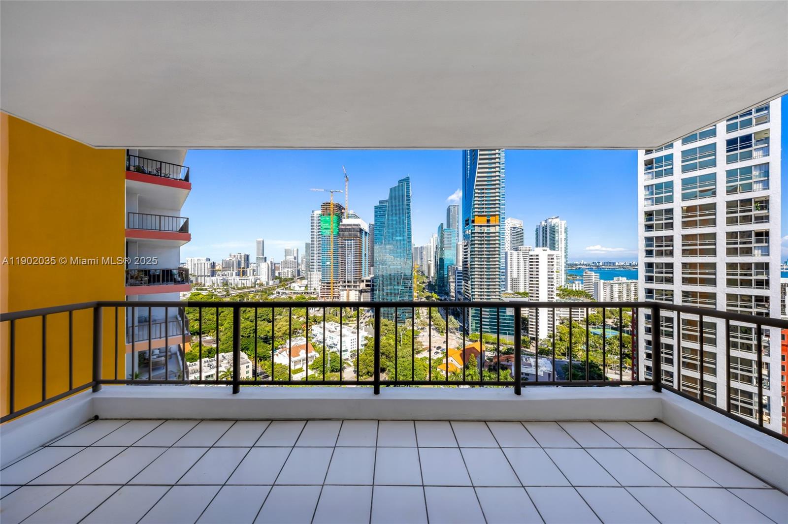 1581 Brickell Ave # 2104