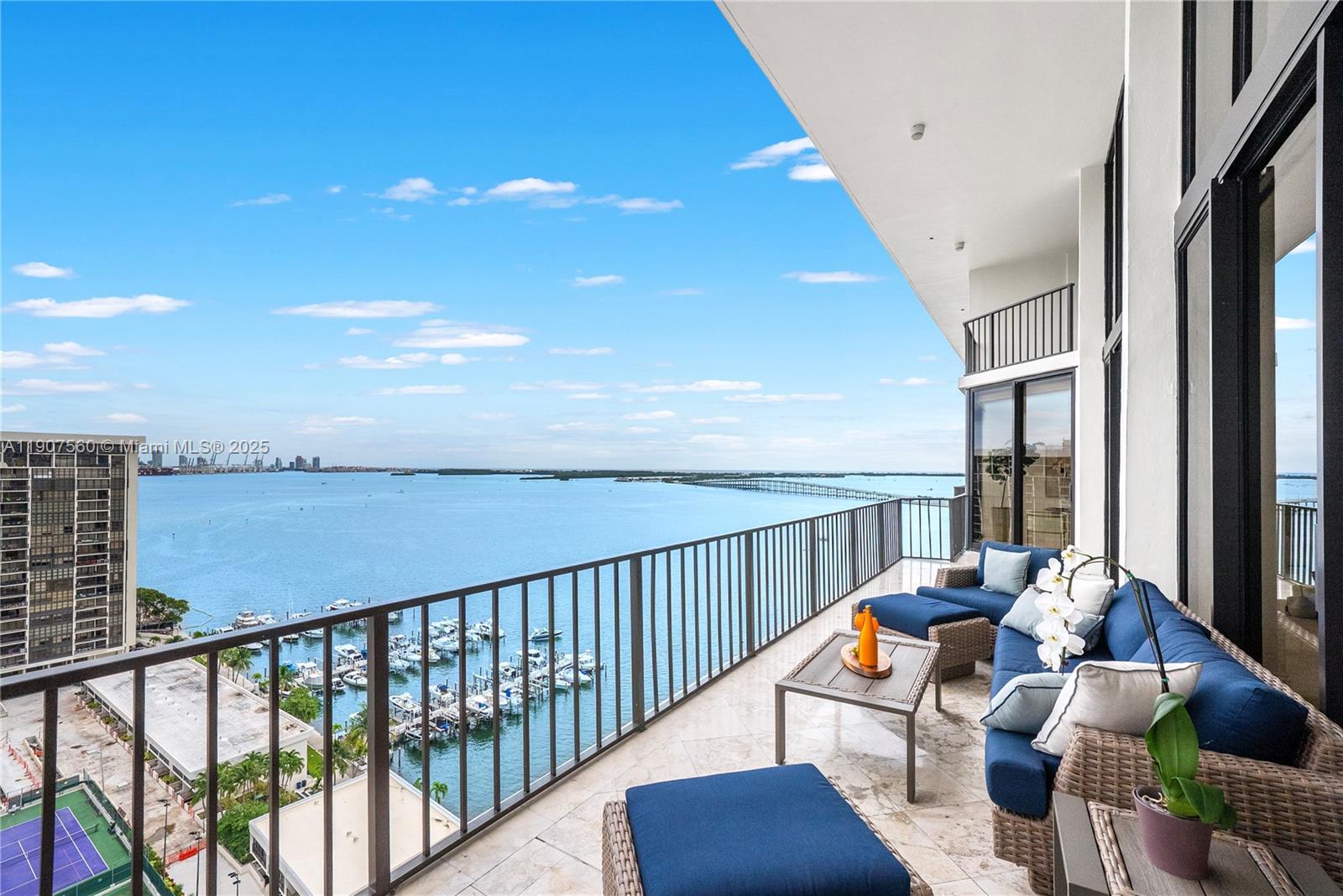 1925 Brickell Ave Unit: DPH3/4