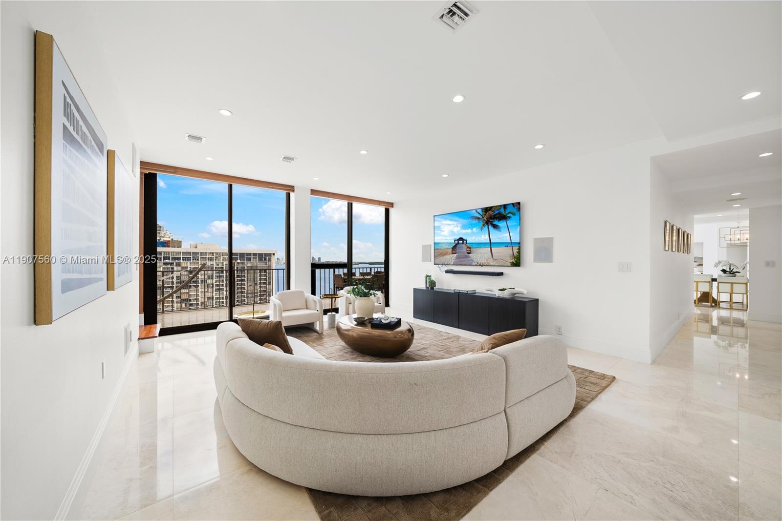 1925 Brickell Ave Unit: DPH3/4