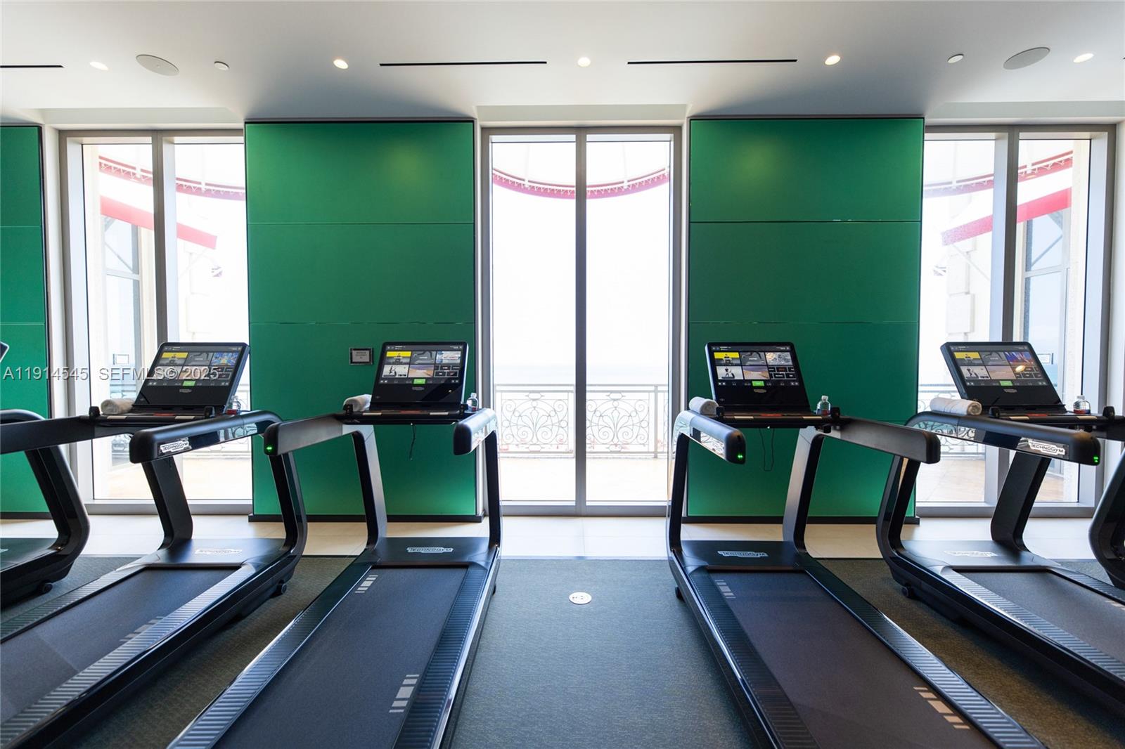 17901 Collins Ave Unit: TS3406