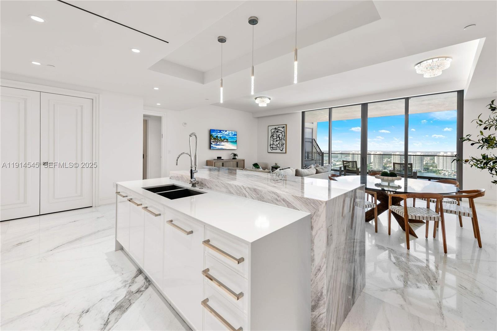 17901 Collins Ave Unit: TS3406