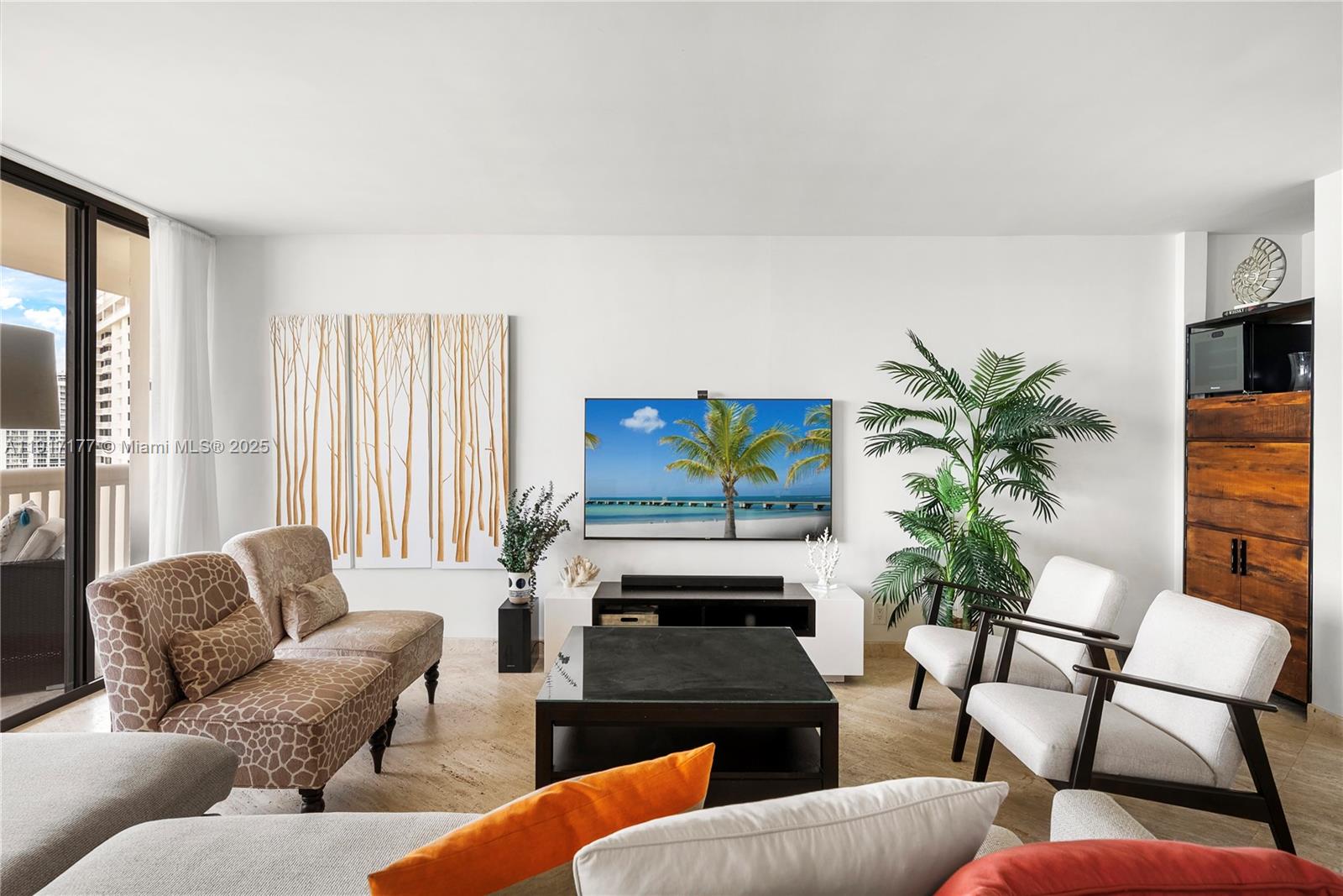 1000 W Island Blvd # 2407