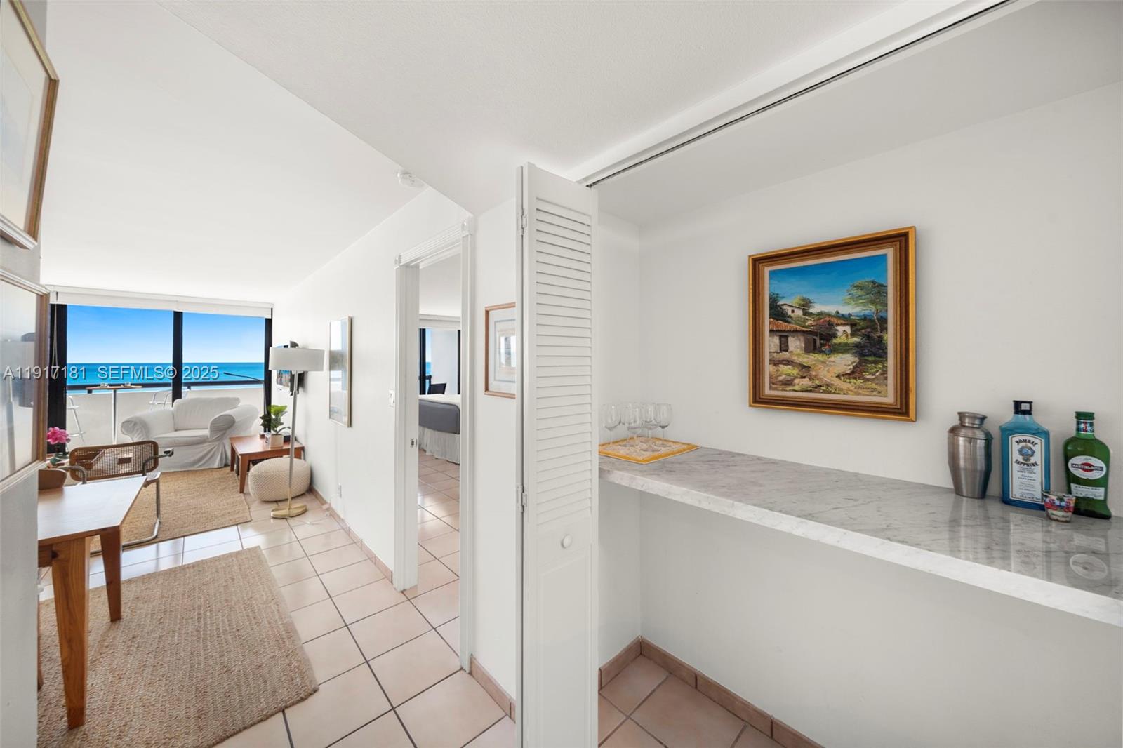 2555 Collins Ave # 805