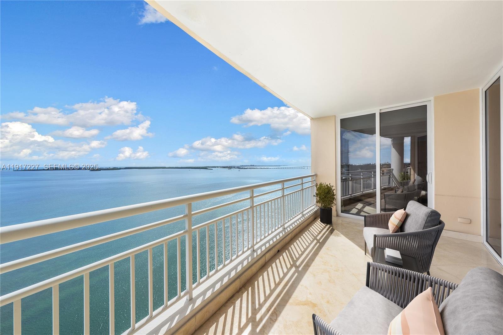 808 Brickell Key Dr # 1802