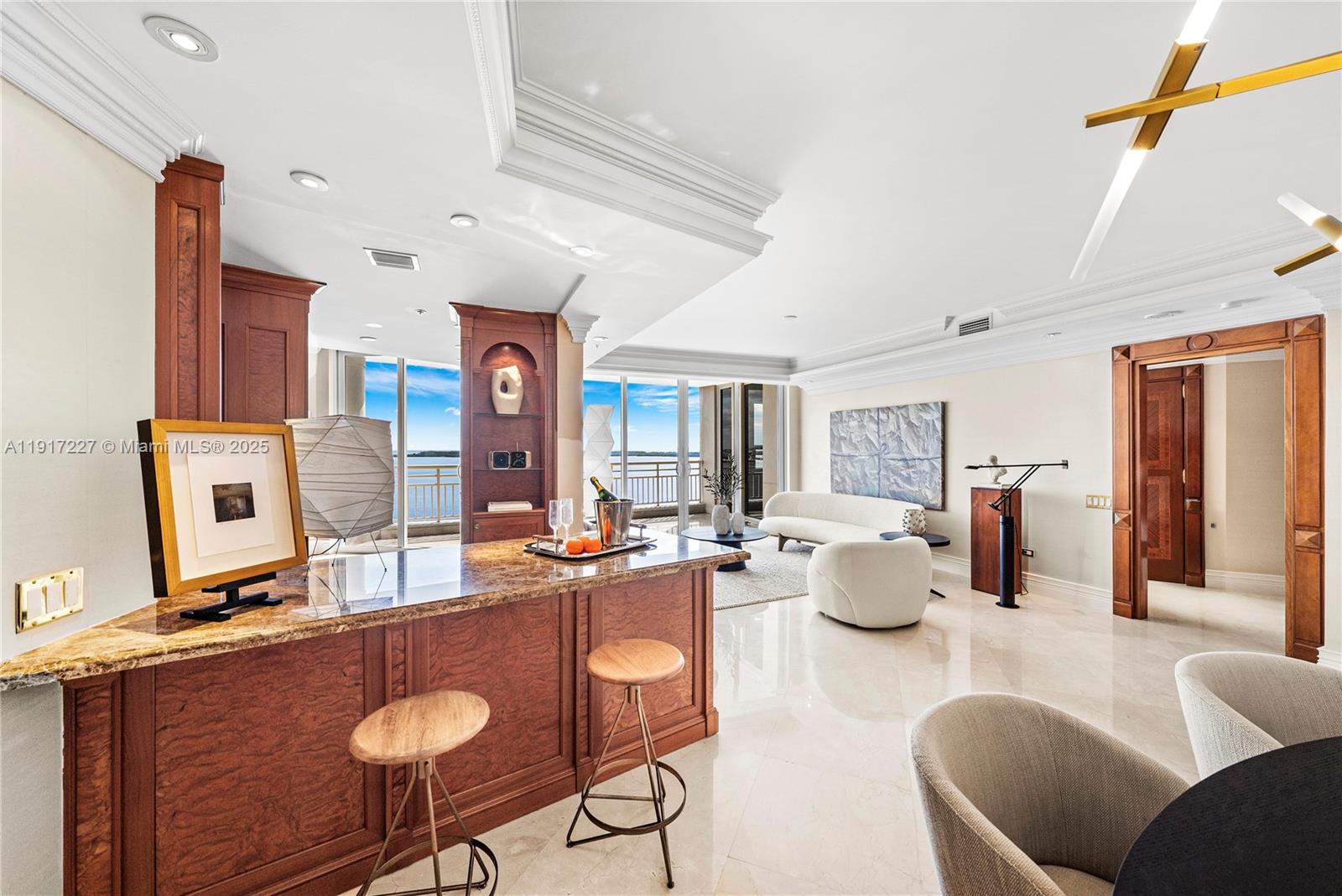 808 Brickell Key Dr # 1802