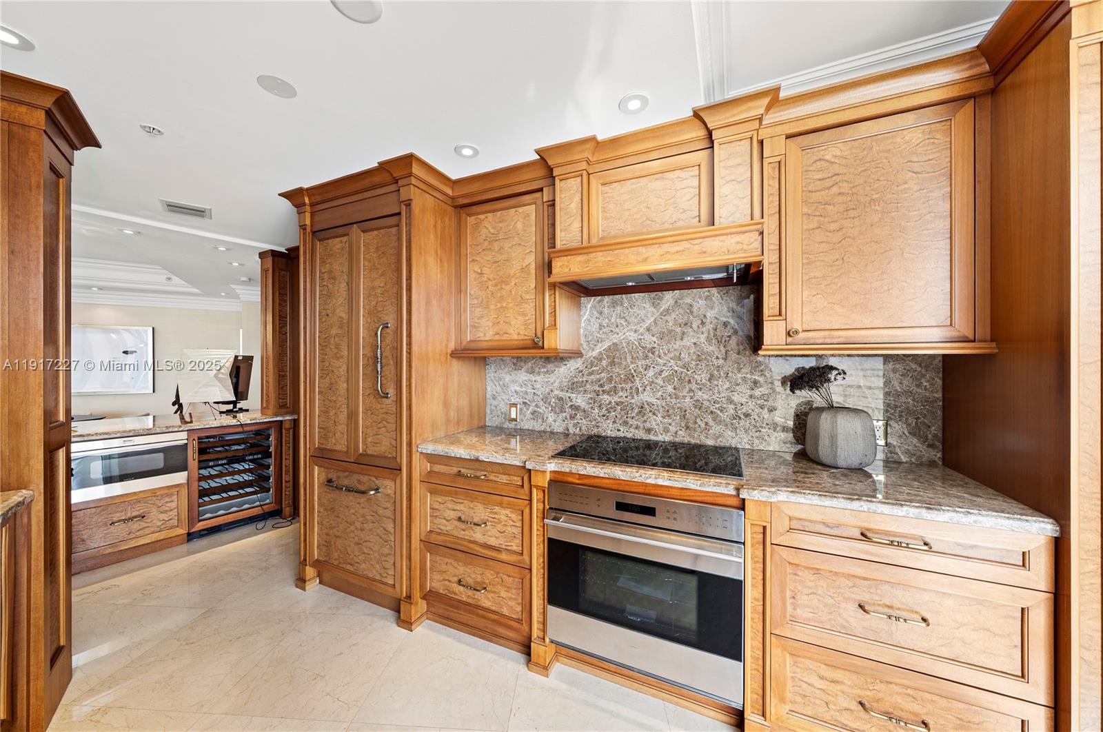 808 Brickell Key Dr # 1802