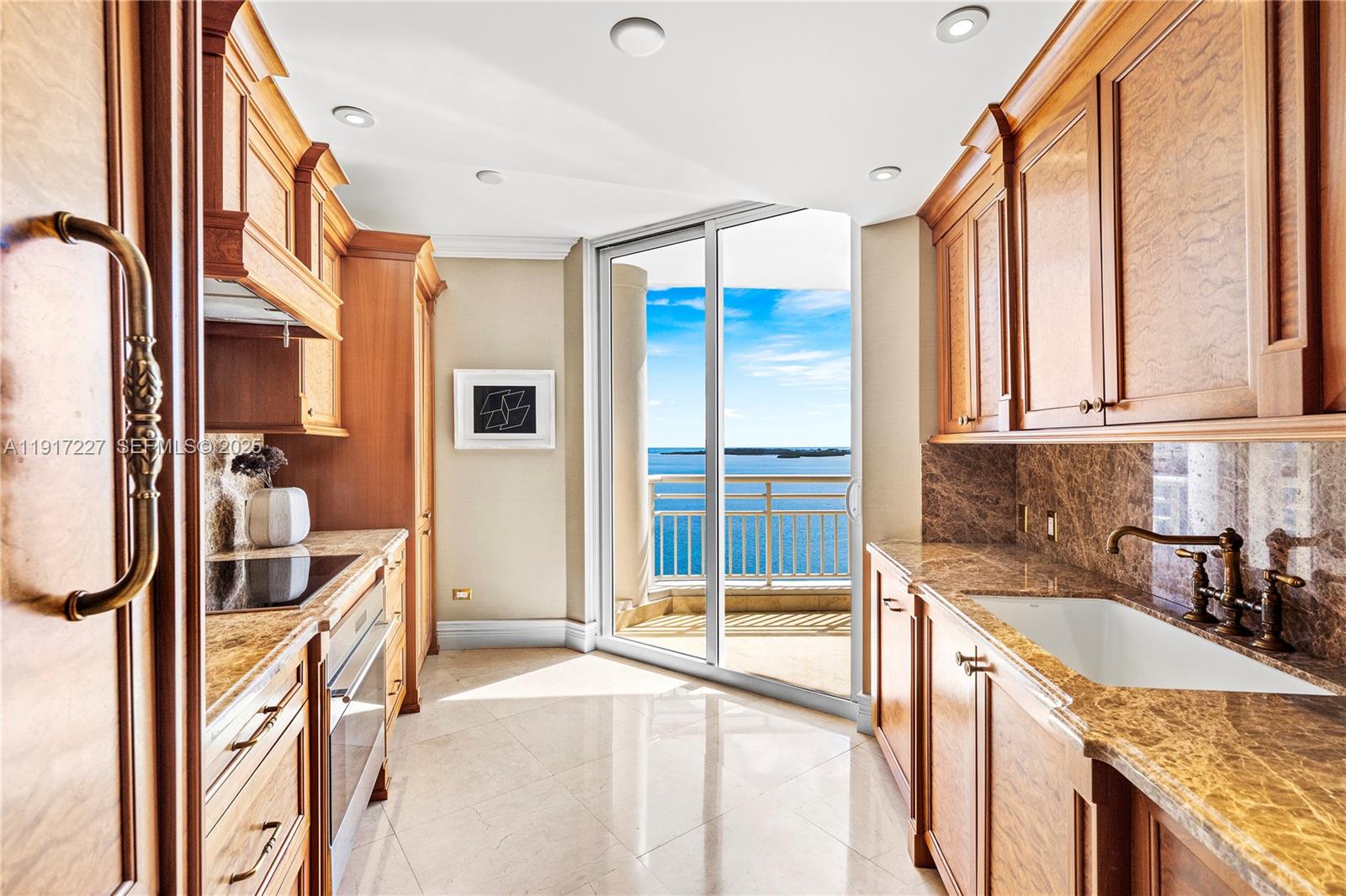 808 Brickell Key Dr # 1802