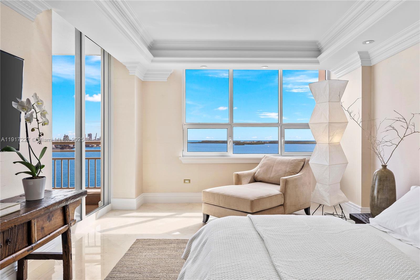 808 Brickell Key Dr # 1802