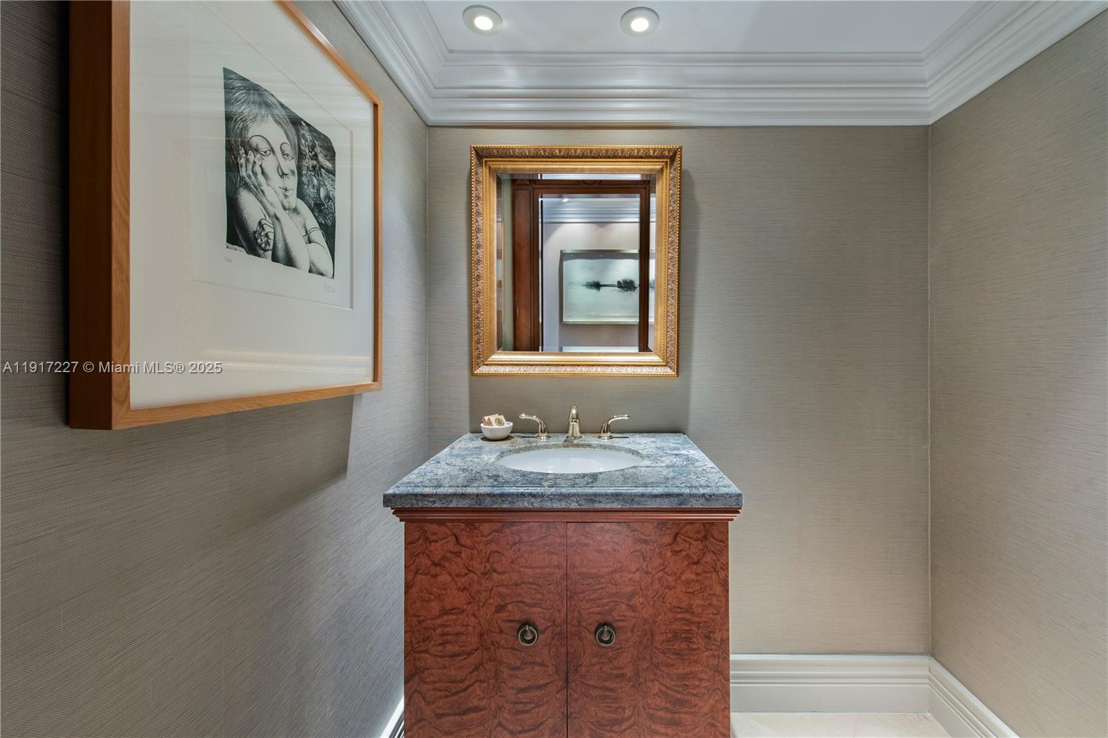 808 Brickell Key Dr # 1802