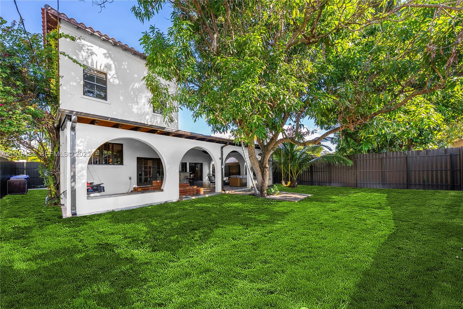 1650 SW 16th St