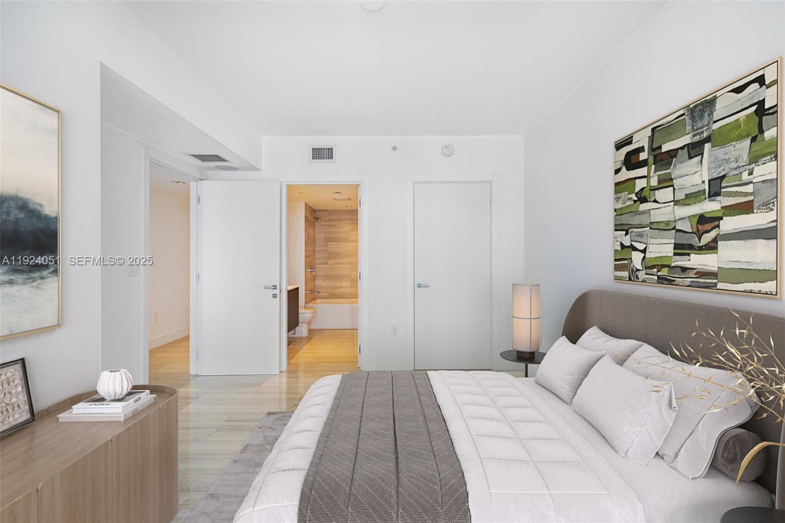 1451 Brickell Ave # 2003