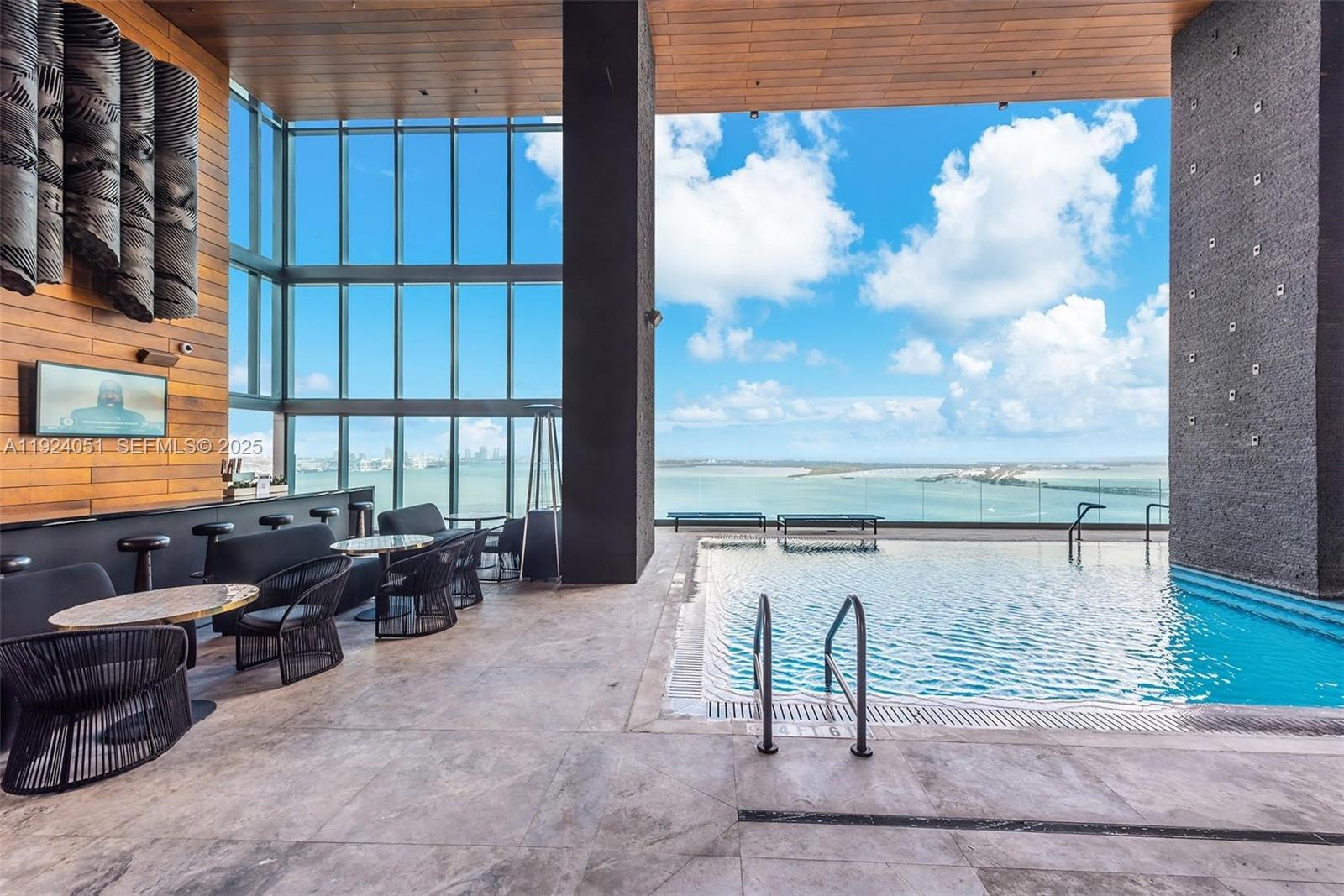 1451 Brickell Ave # 2003