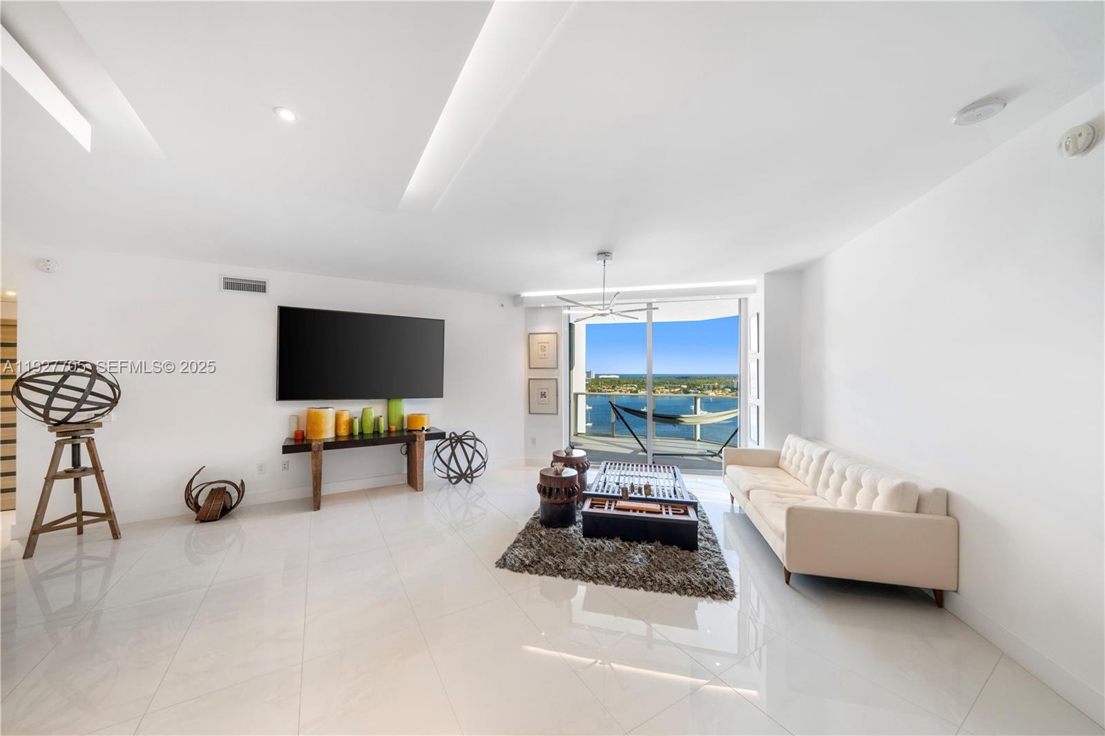 17301 Biscayne Blvd # 1803