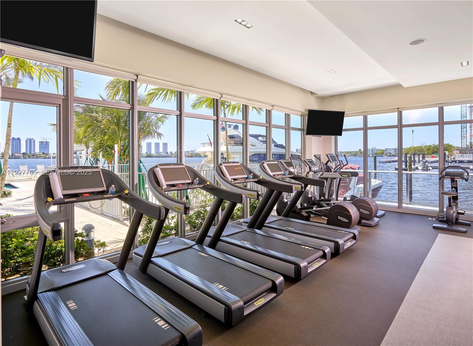 17301 Biscayne Blvd # 1803