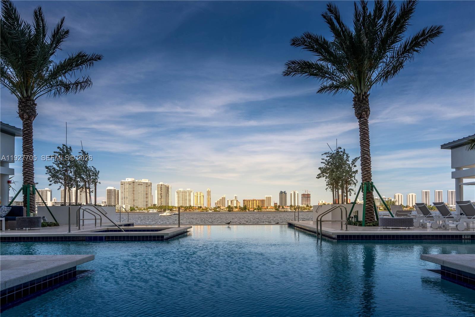 17301 Biscayne Blvd # 1803