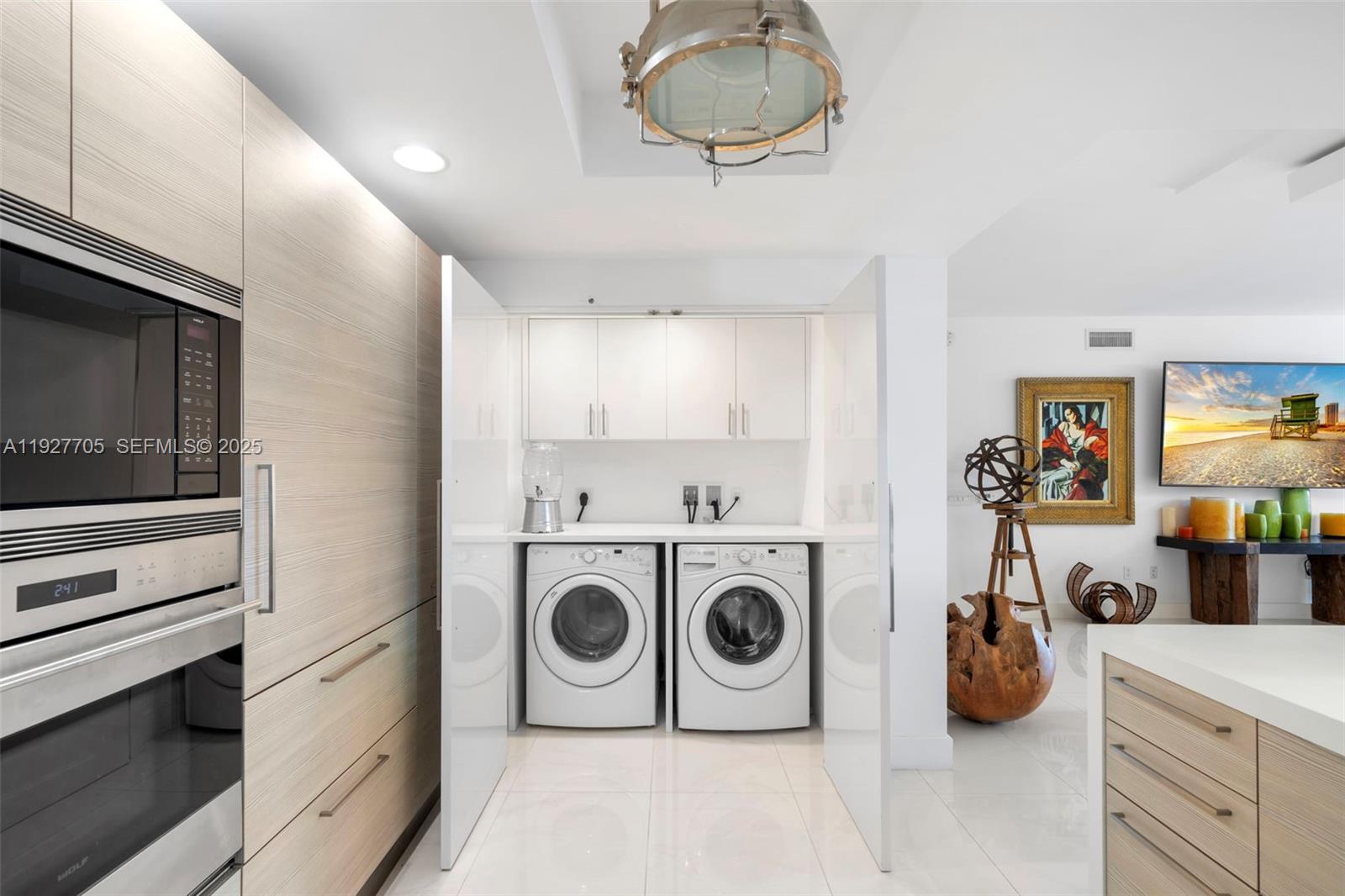 17301 Biscayne Blvd # 1803