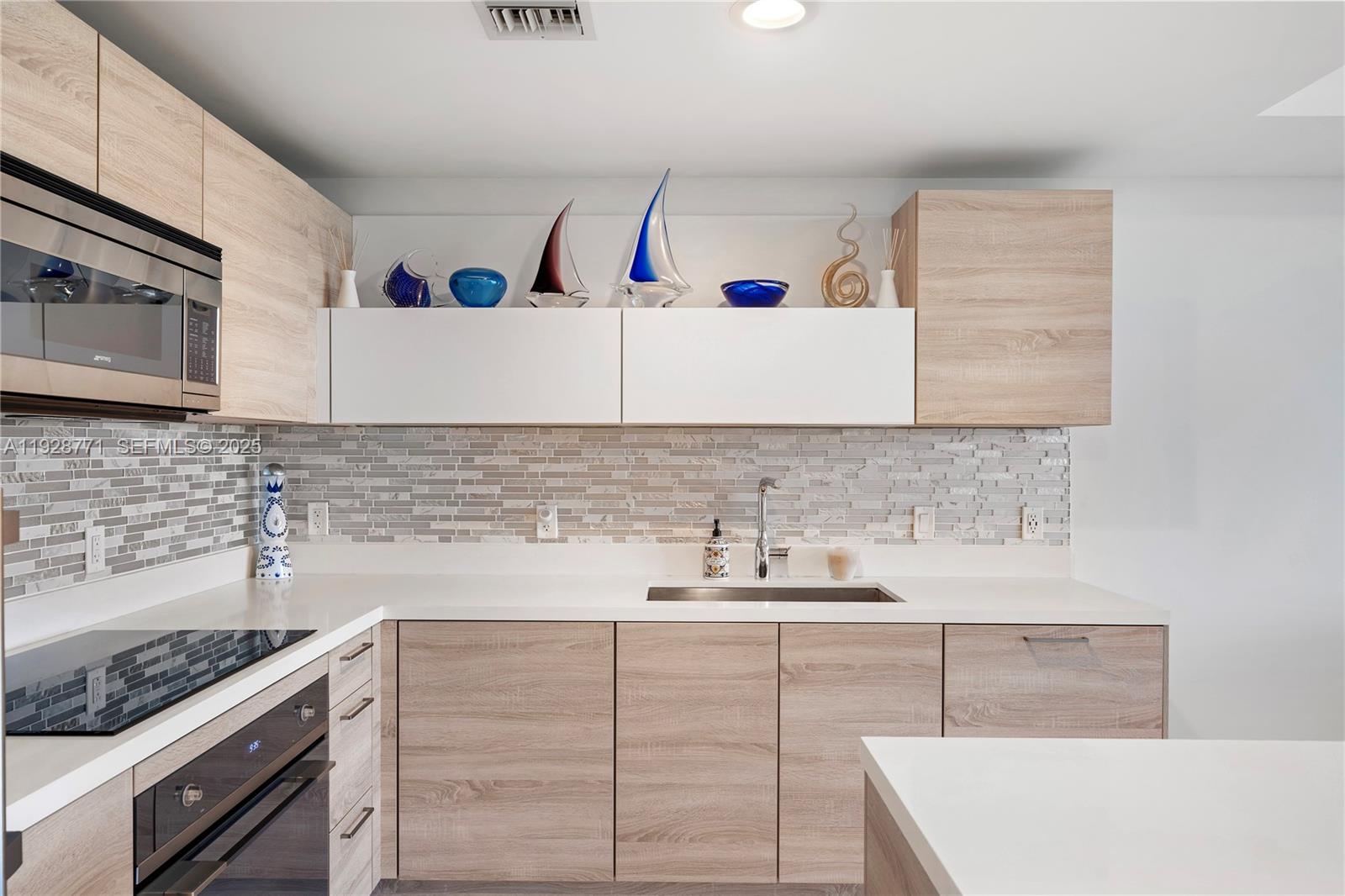 16385 Biscayne Blvd # 503