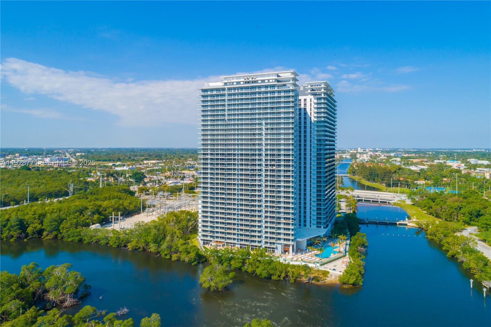 16385 Biscayne Blvd # 503