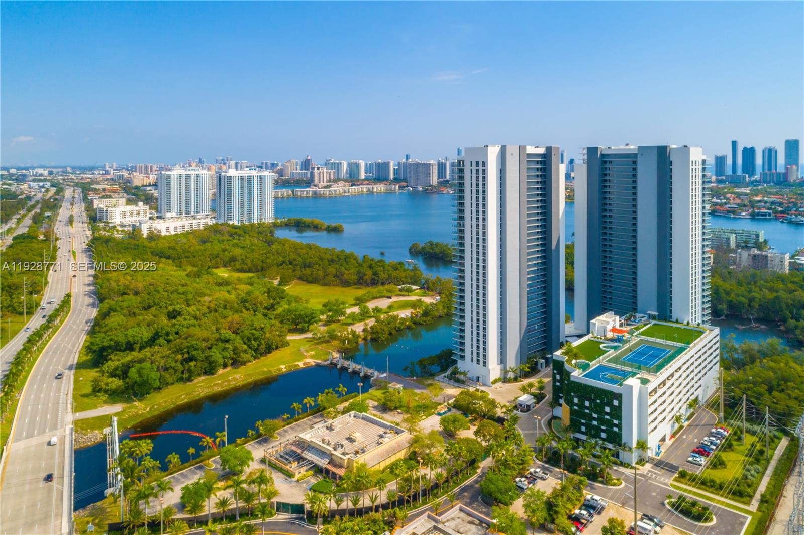 16385 Biscayne Blvd # 503