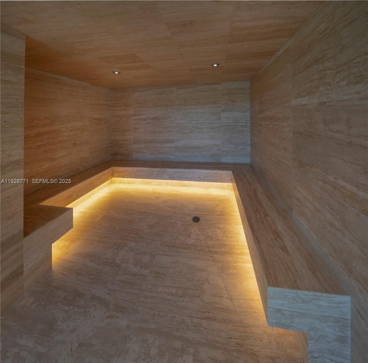 16385 Biscayne Blvd # 503