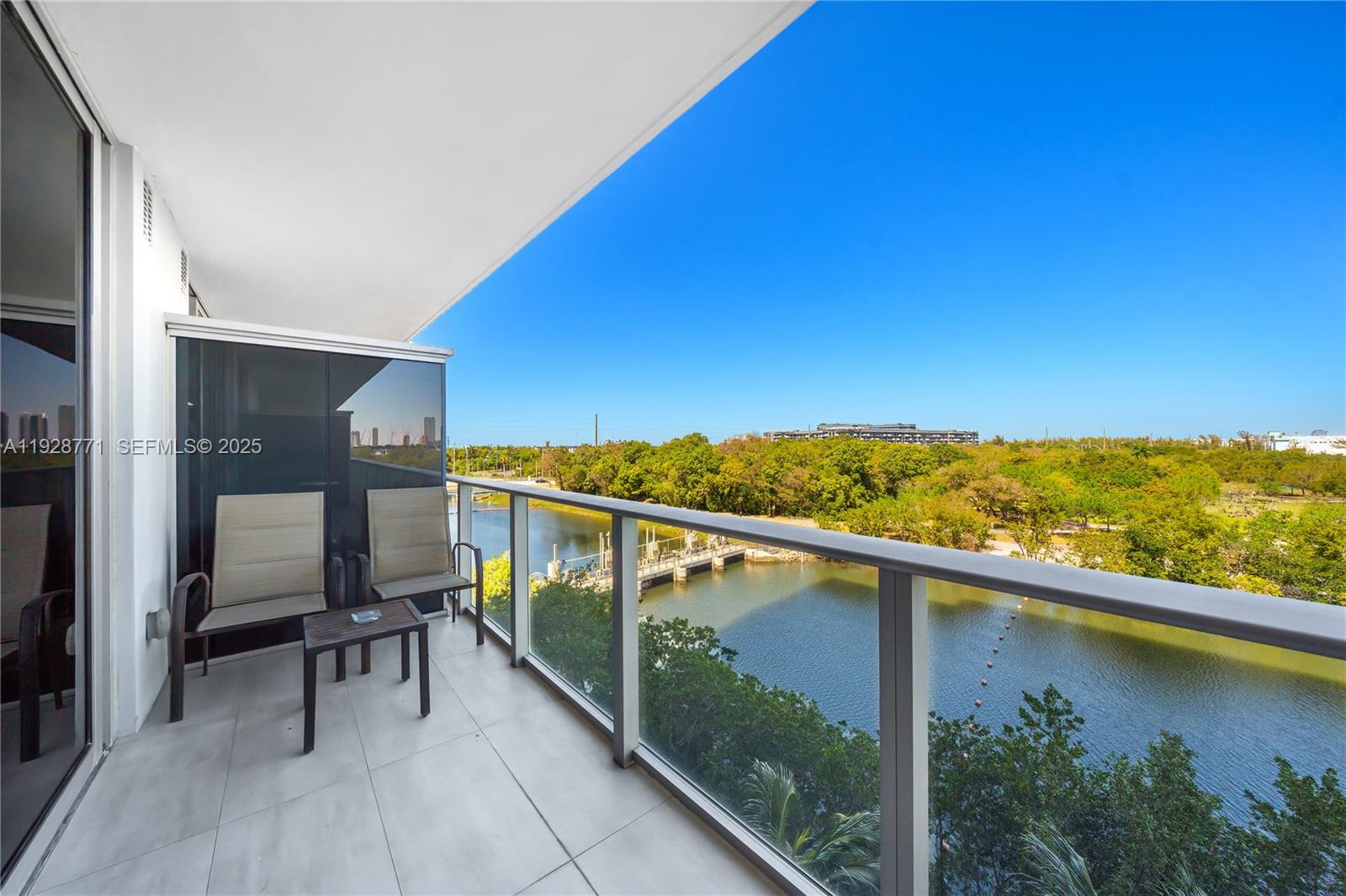 16385 Biscayne Blvd # 503