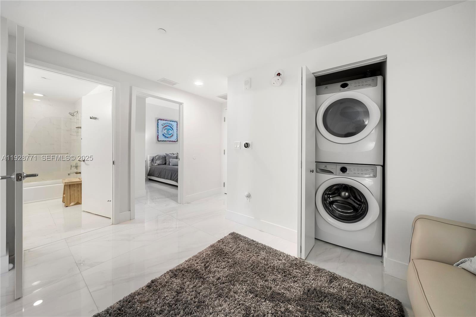 16385 Biscayne Blvd # 503