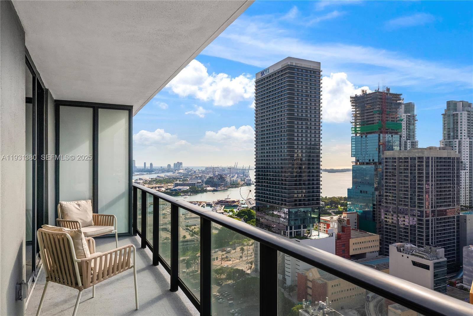 159 NE 6th St # 2608