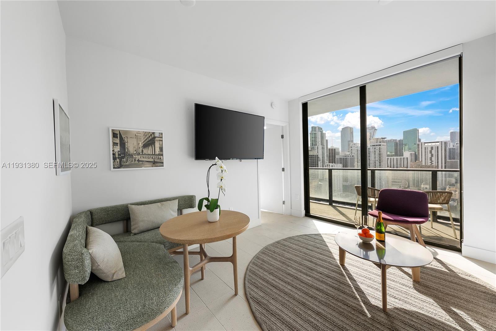 159 NE 6th St # 2608