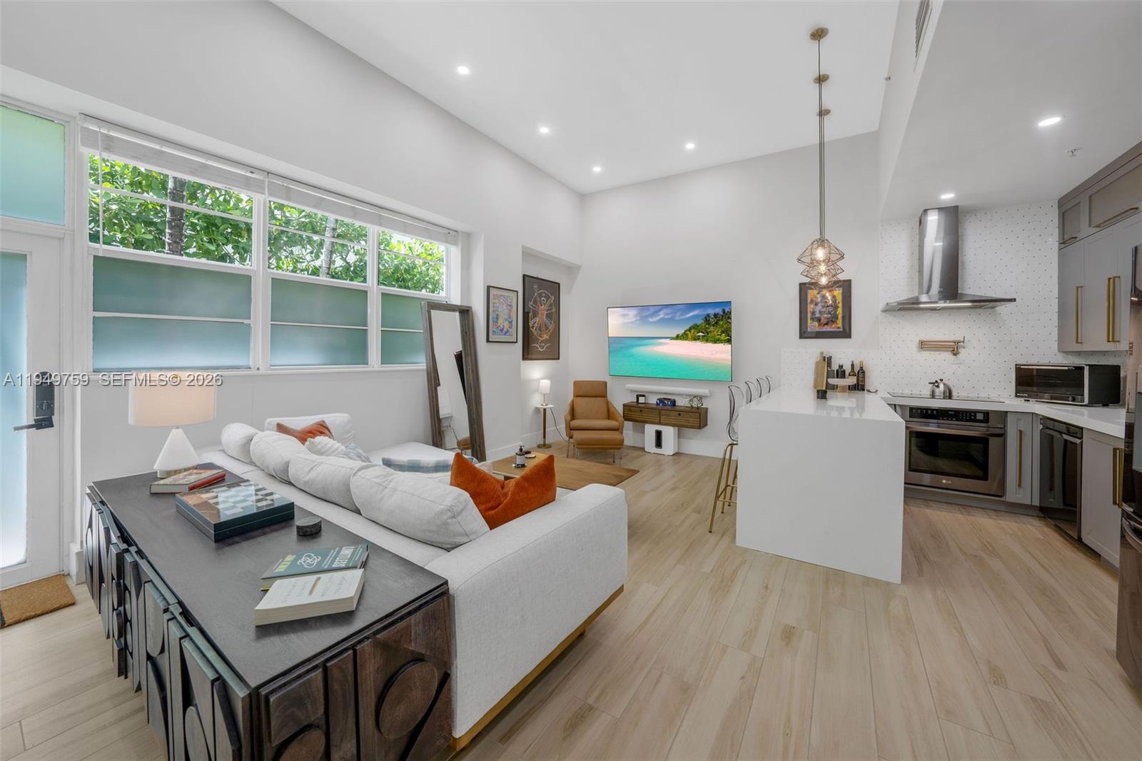 935 Euclid Ave # 5