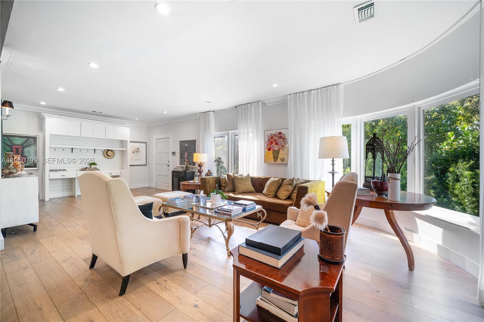 463 W 62nd St