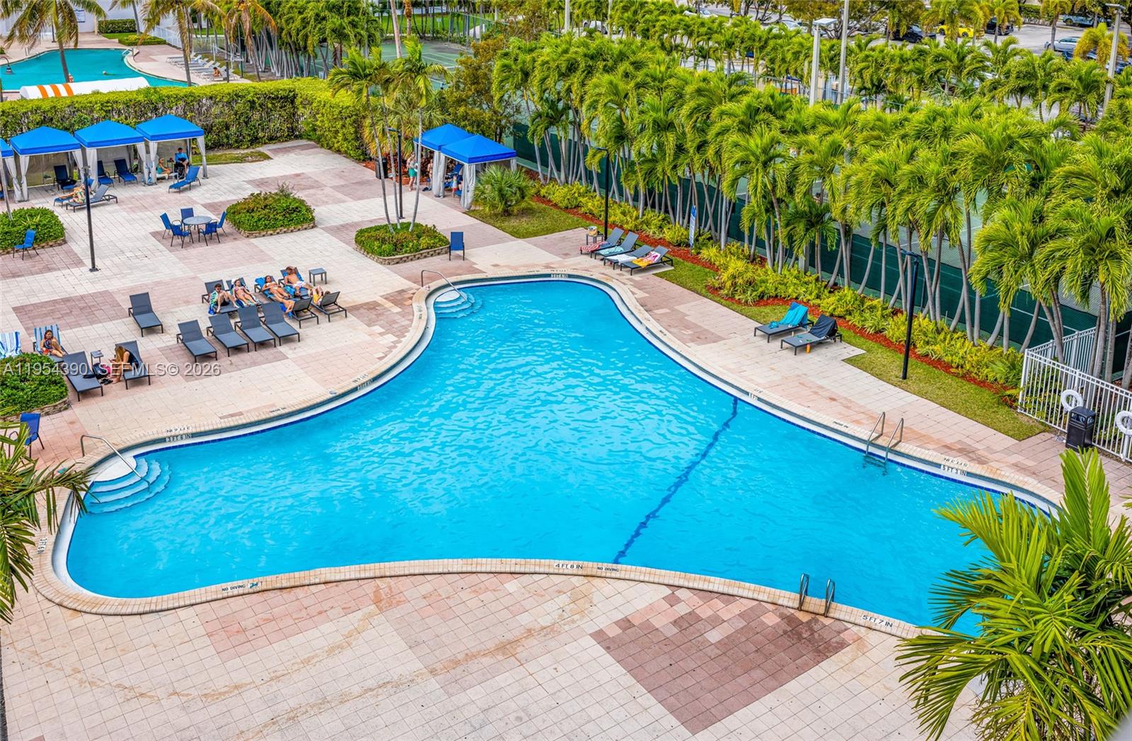 19370 Collins Ave # 502