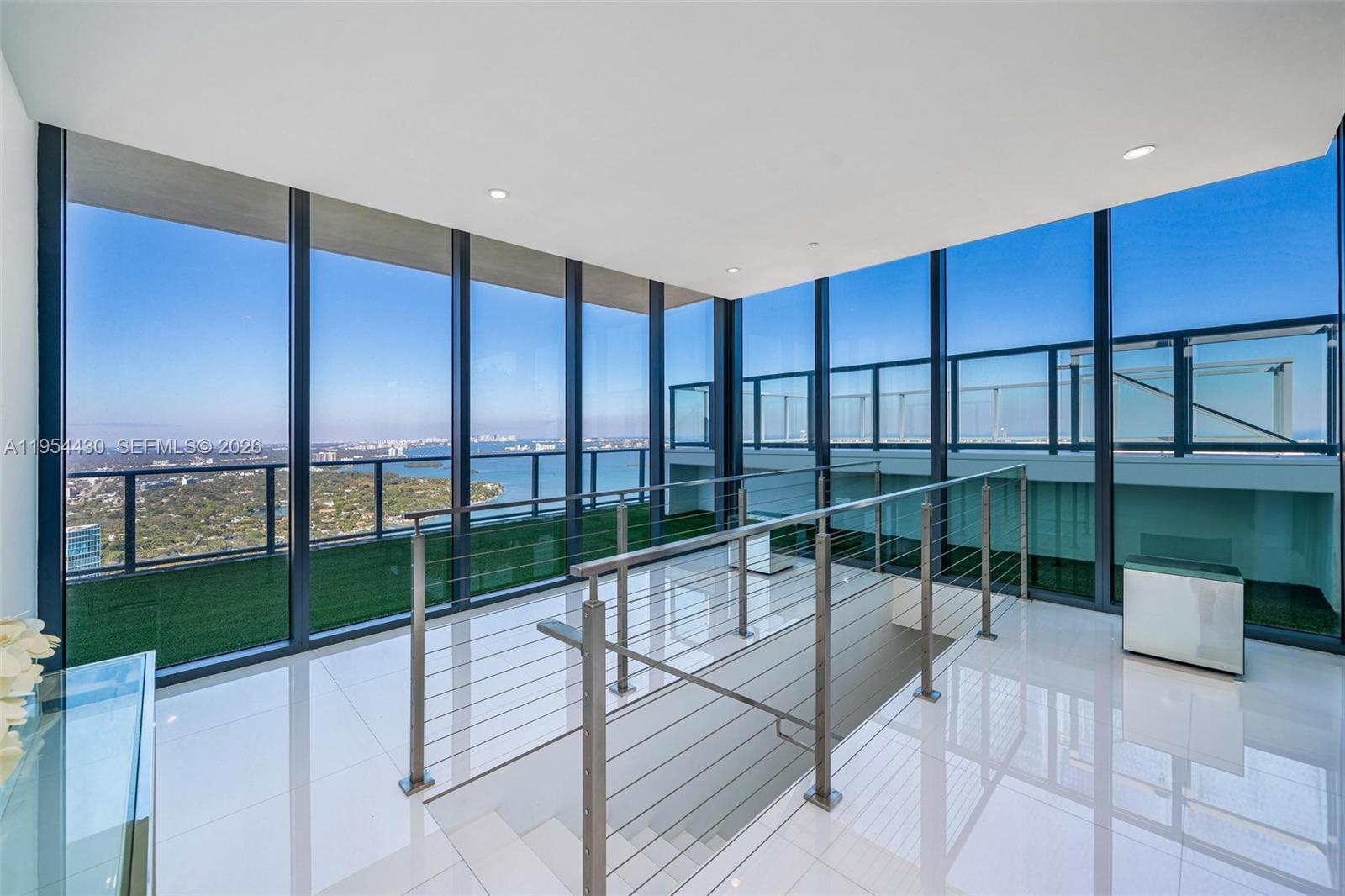 3131 NE 7th Ave Unit: UPH5303