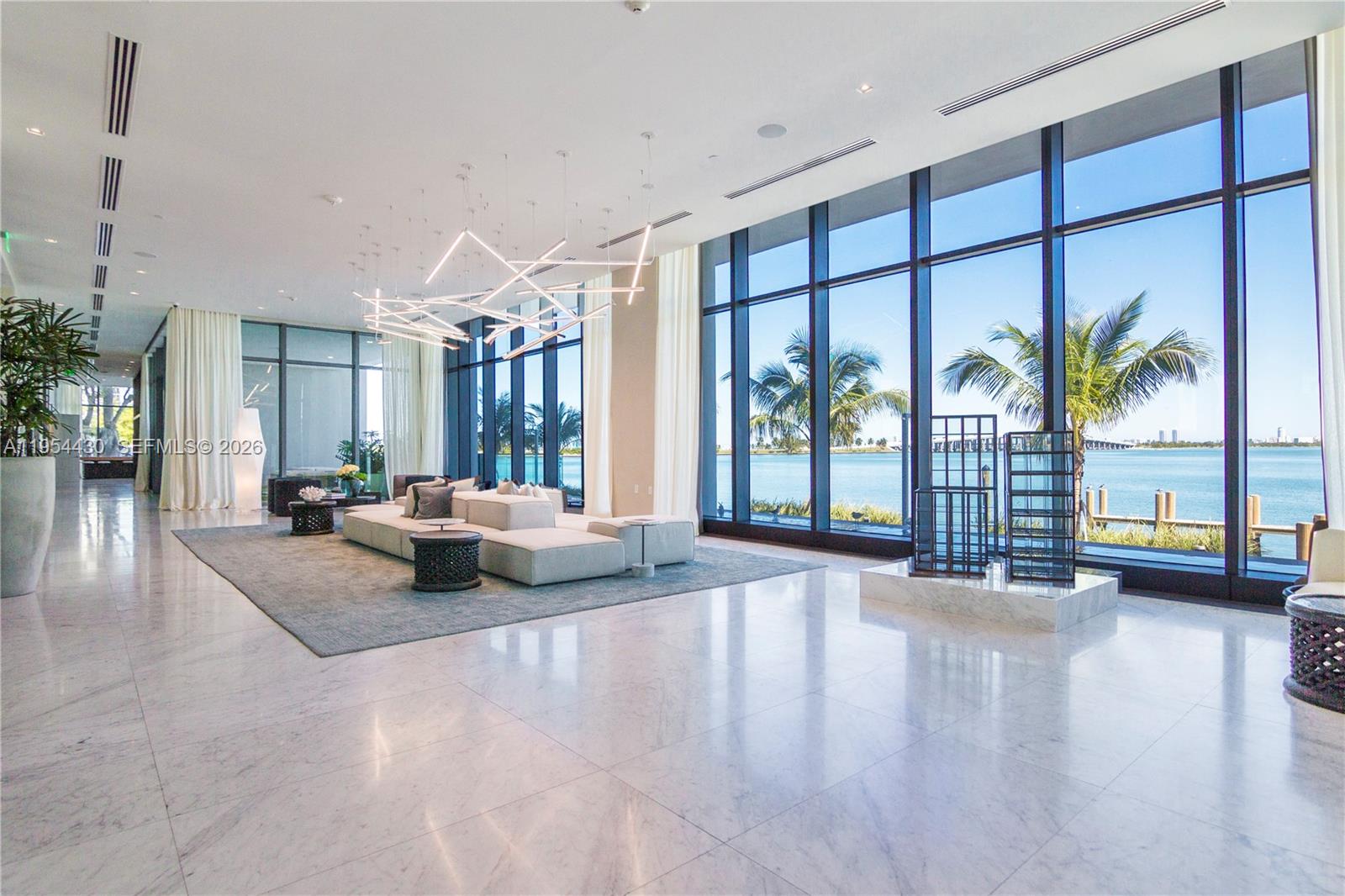 3131 NE 7th Ave Unit: UPH5303