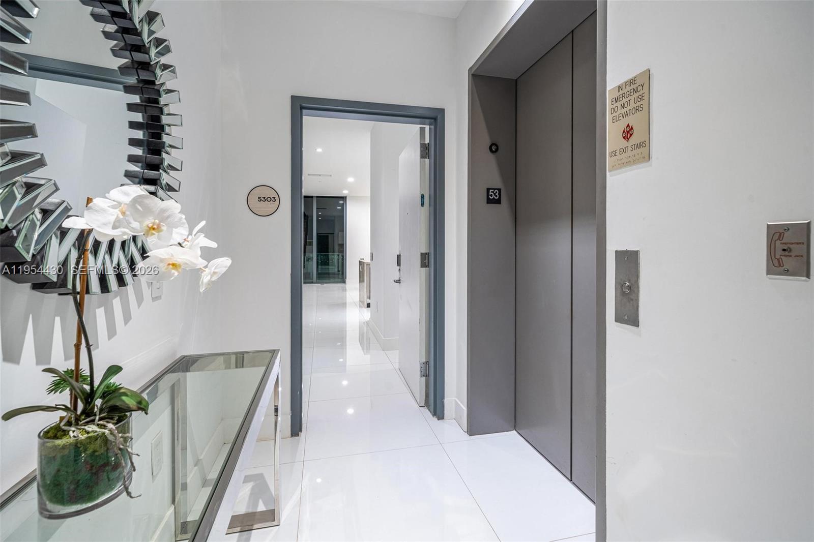 3131 NE 7th Ave Unit: UPH5303