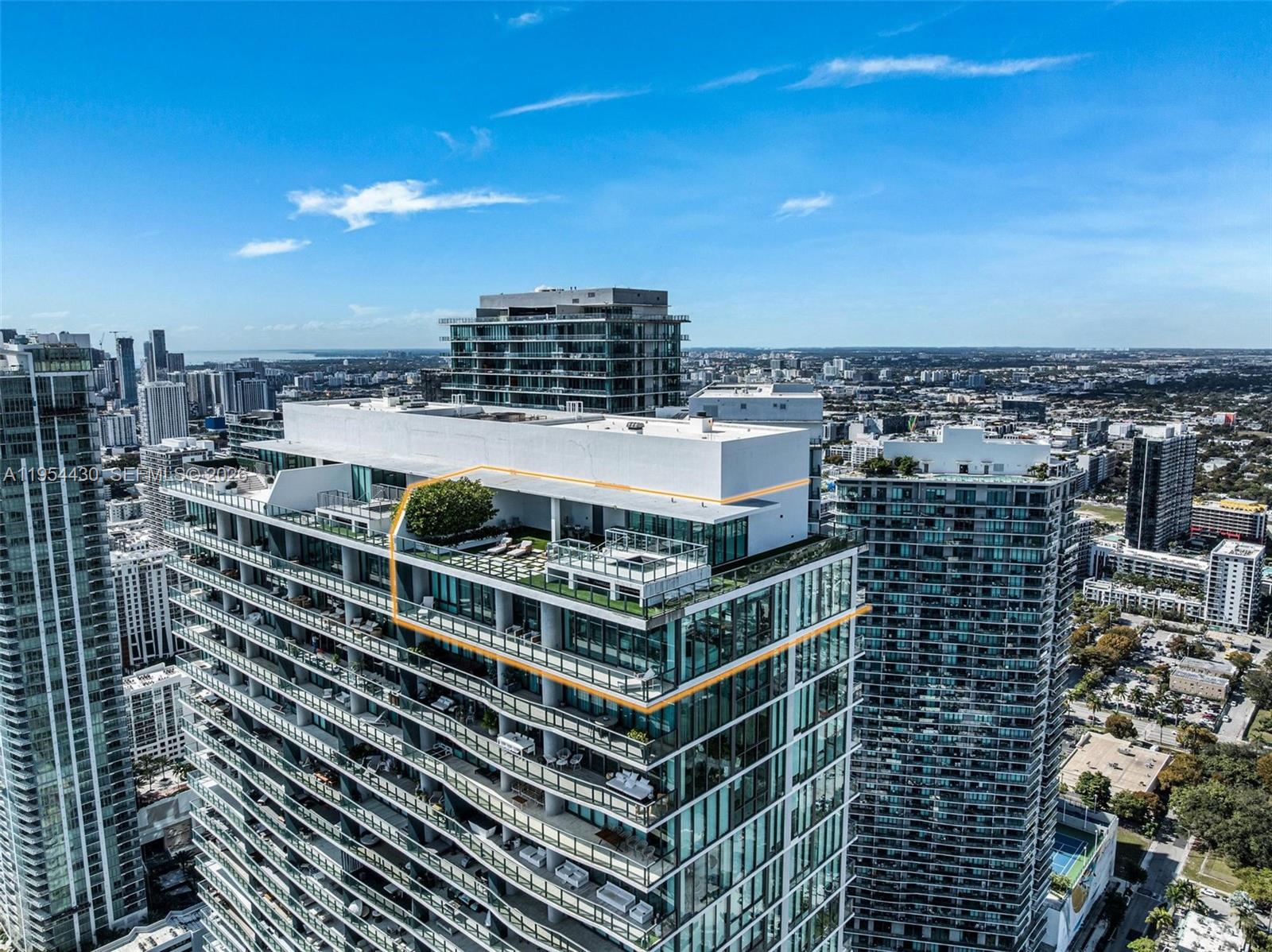 3131 NE 7th Ave Unit: UPH5303