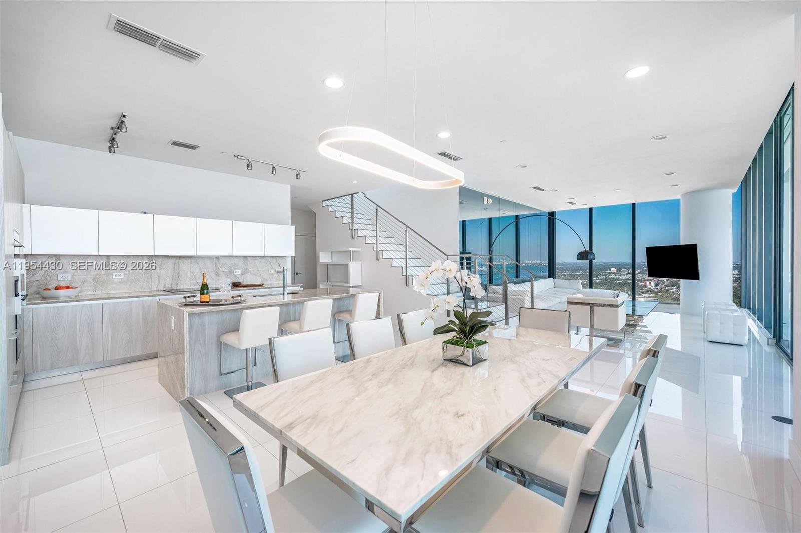 3131 NE 7th Ave Unit: UPH5303