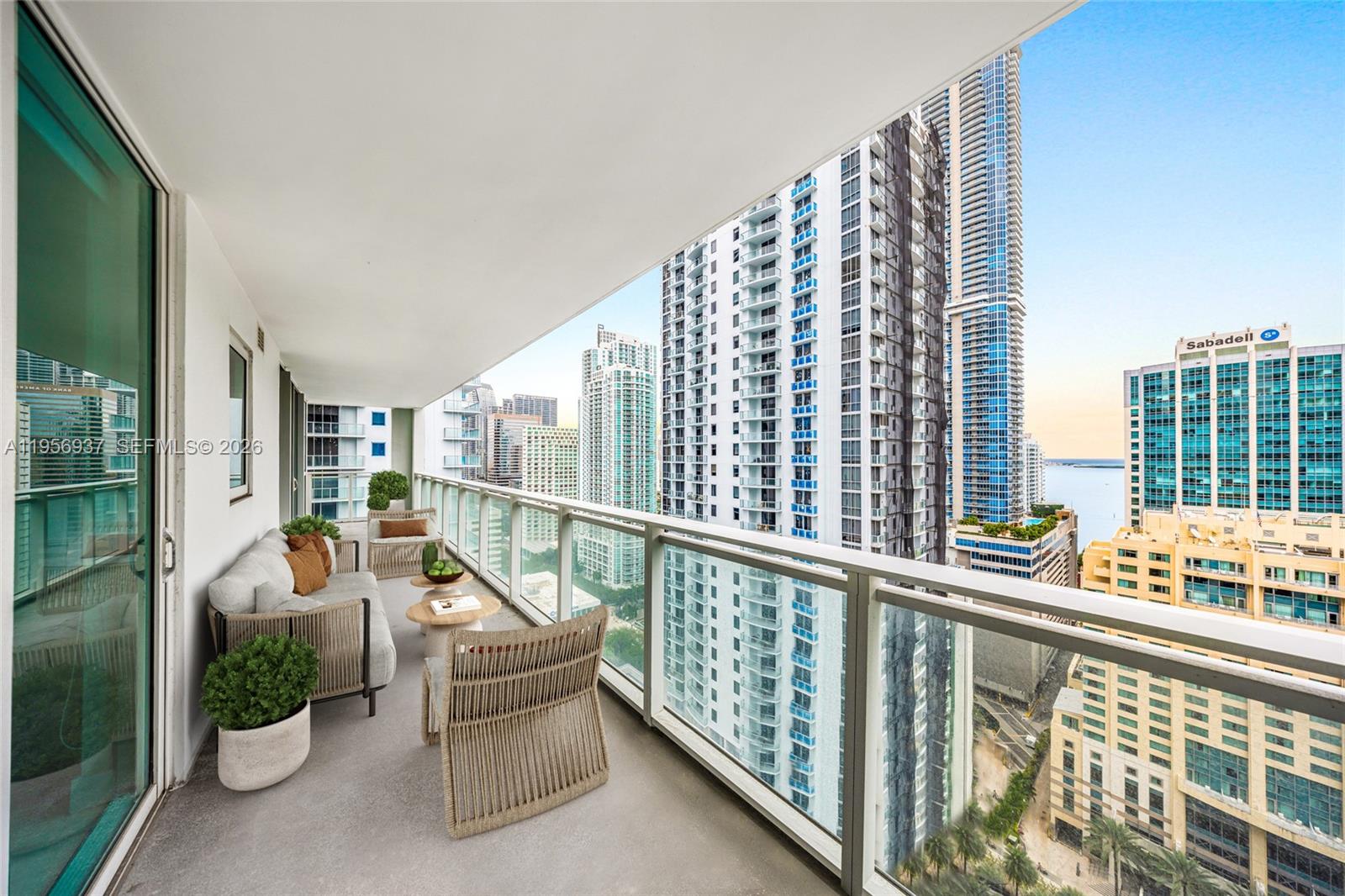 1080 Brickell Ave # 2708