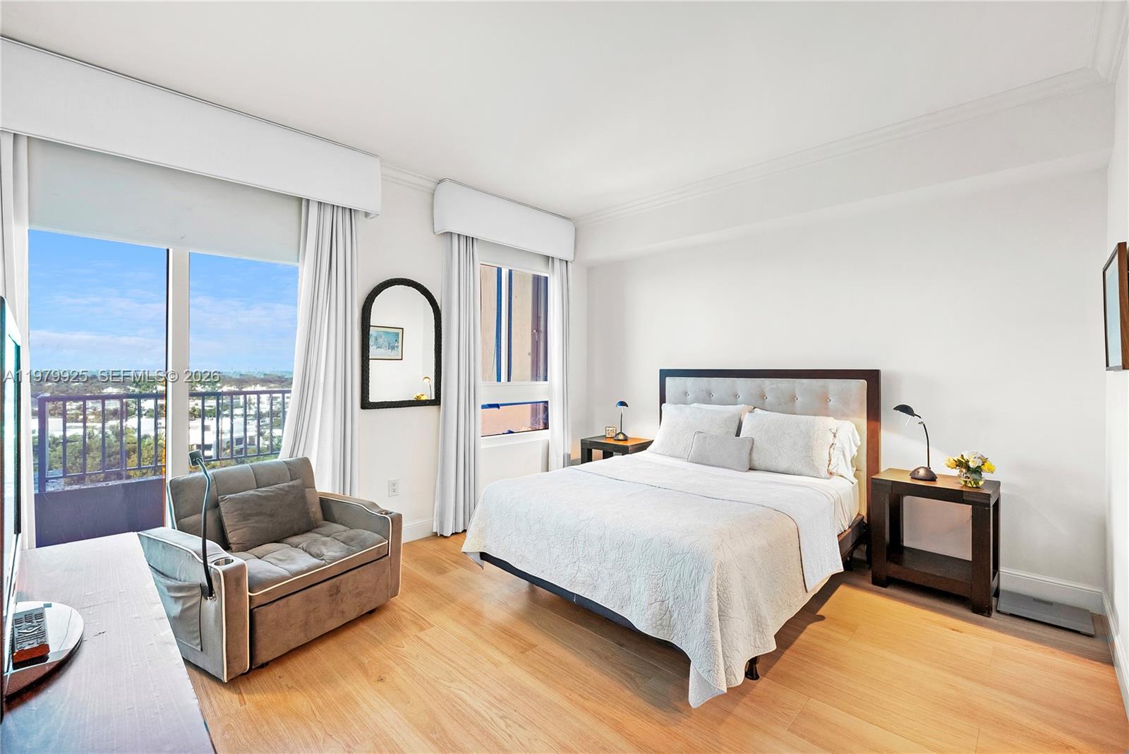 781 Crandon Blvd # 804