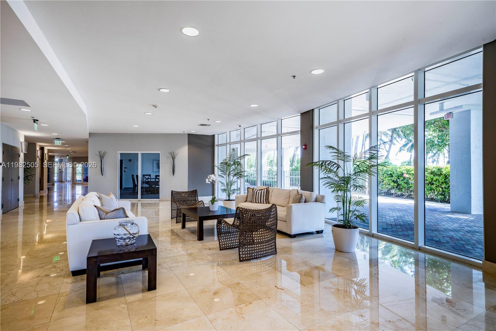 6515 Collins Ave # 1507