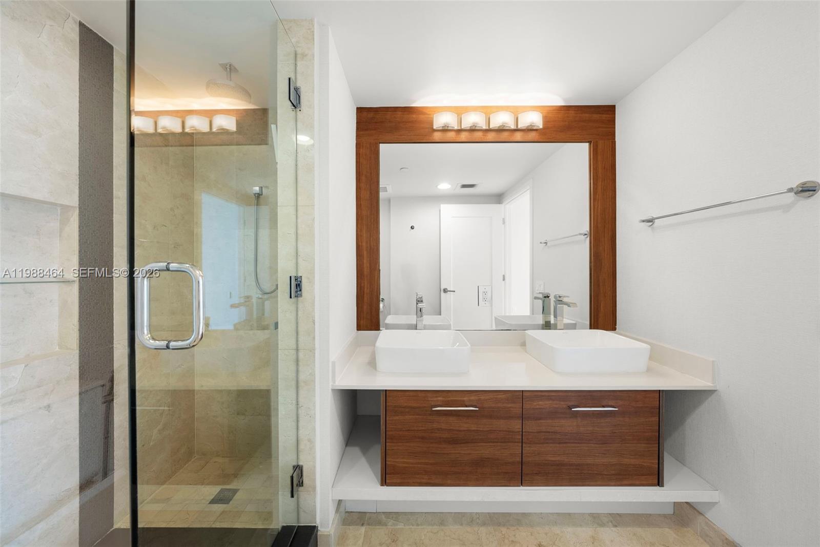 601 NE 27th St # 1507