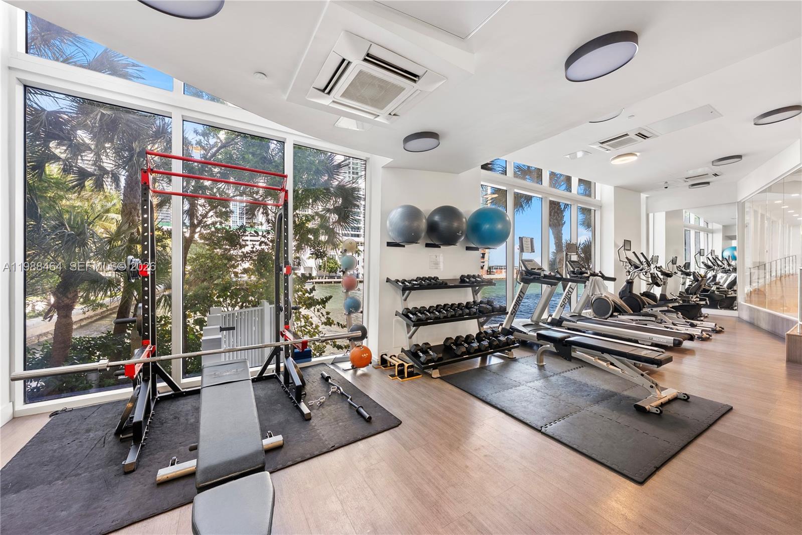 601 NE 27th St # 1507