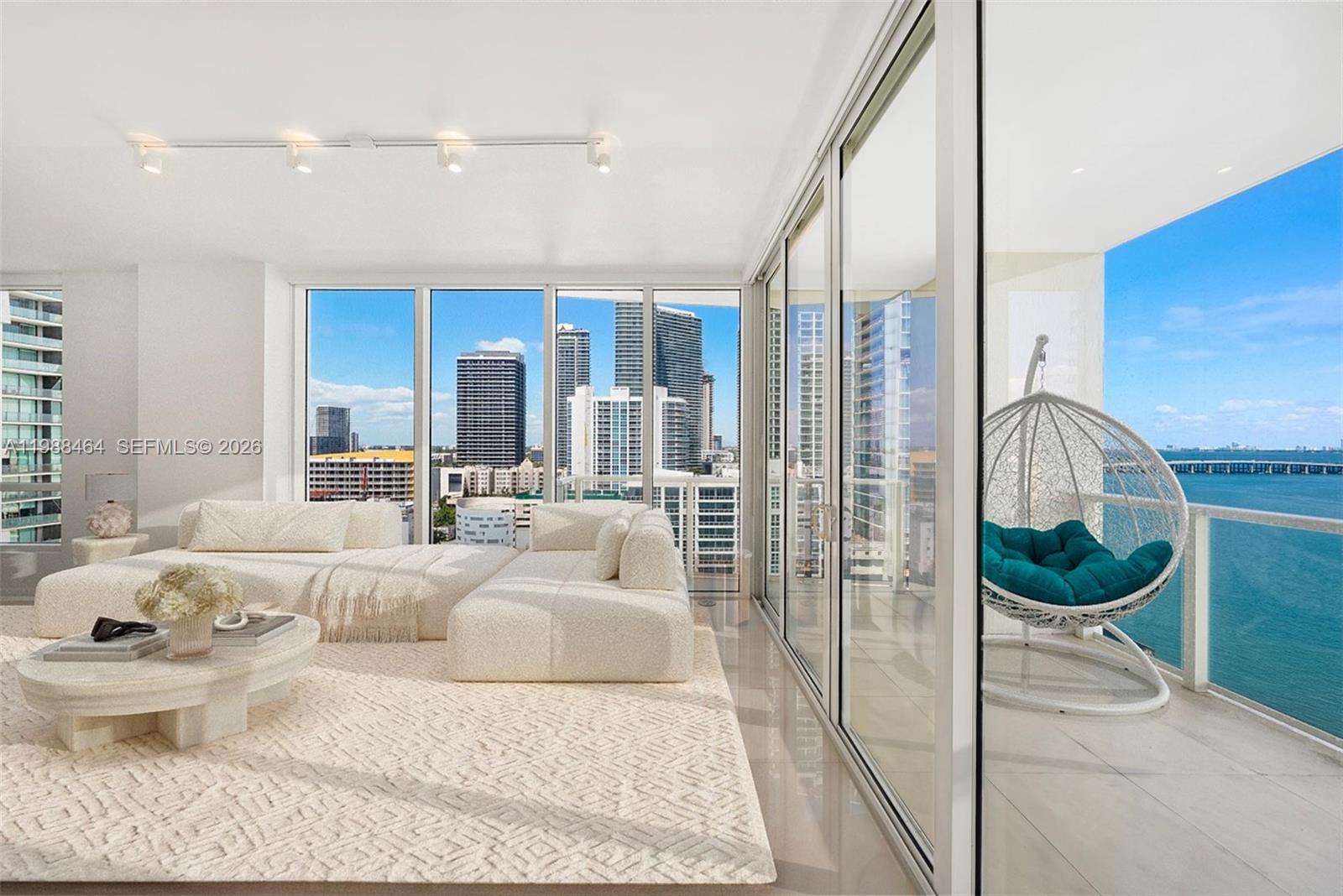 601 NE 27th St # 1507