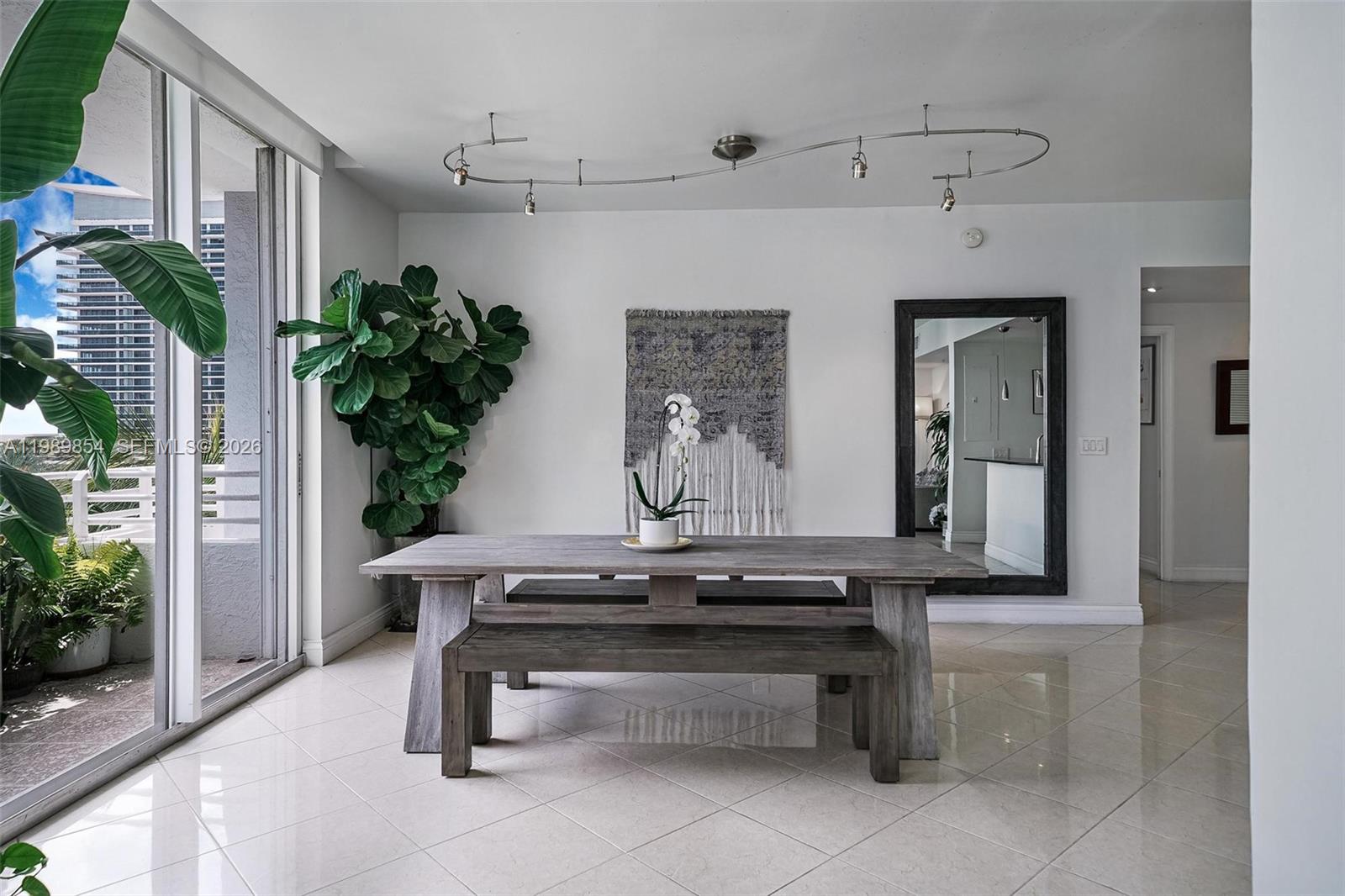 5970 Indian Creek Dr # 4 Unit: PH-4